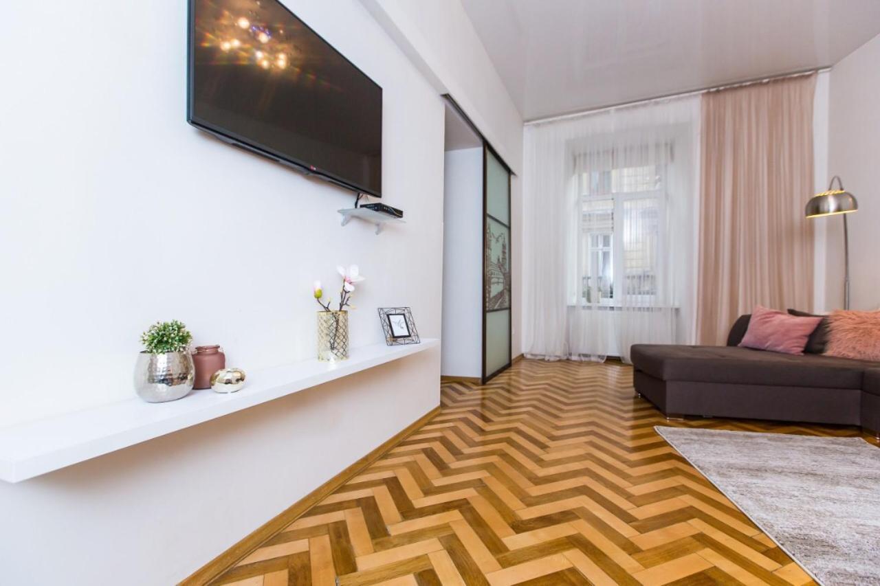 Miamo Apart Гнатюка 18 Leópolis Exterior foto